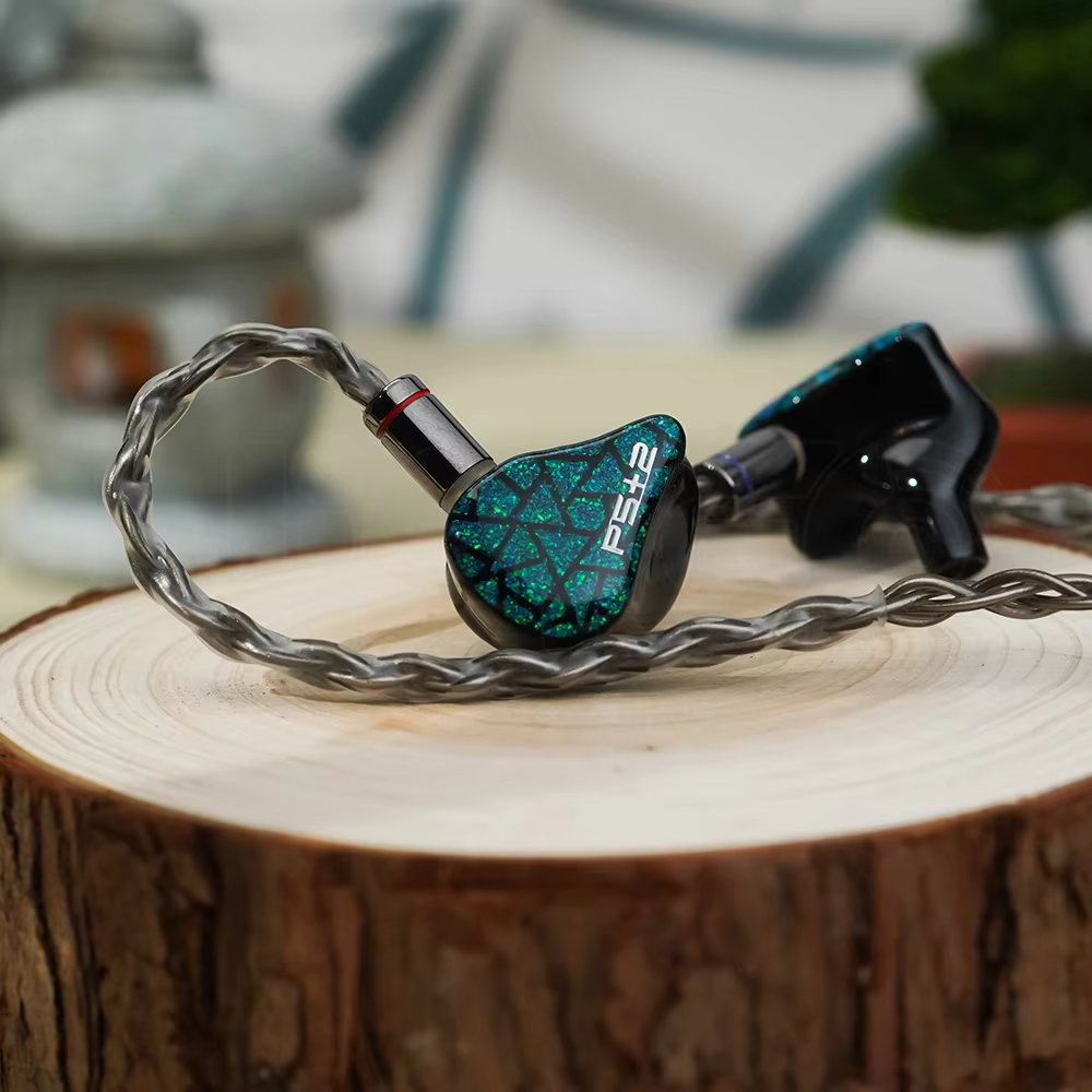 Experience Pure Acoustic Synergy with AFUL Performer 5+2 Hybrid IEM Earphones